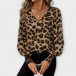 Vild og Stilfuld Leopardbluse med V-hals